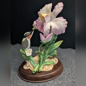 Elegant Floral and Hummingbird Figurine